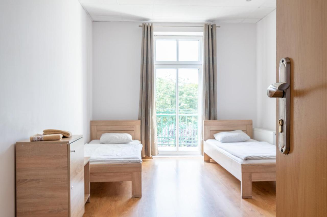Hostel Katowice Centrum מראה חיצוני תמונה